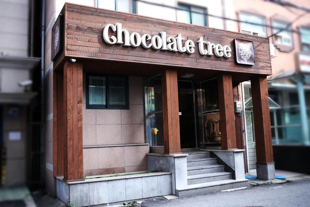 Chocolate Tree Sinchon Hotel Szöul Kültér fotó